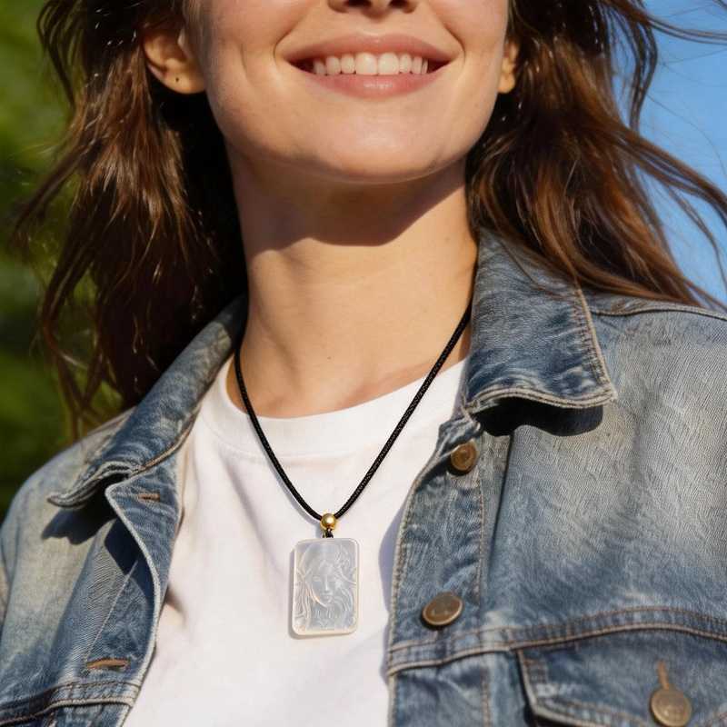 Cthulhu Mythos Elder Thing Agate Pendant | Dark Fantasy Gothic Necklace for Men & Women